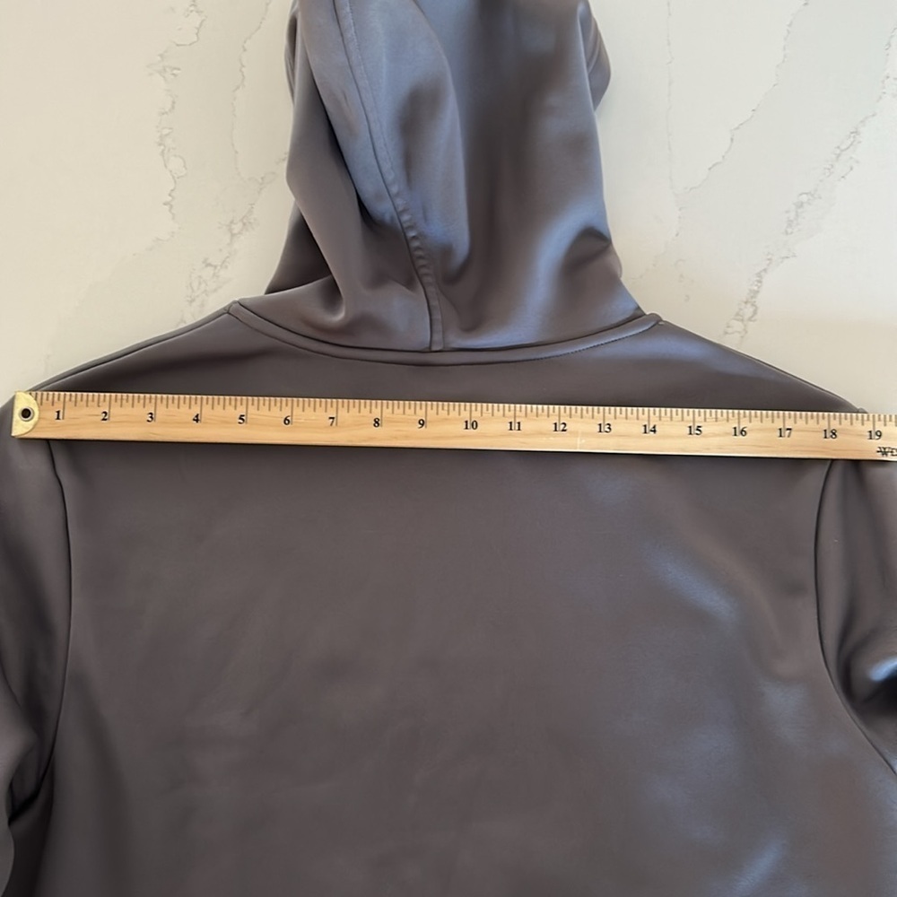 Bench Gray Charcoal Hoodie Size Medium - Picture 5 of 6